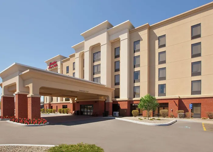 Hampton Inn & Suites Plattsburgh